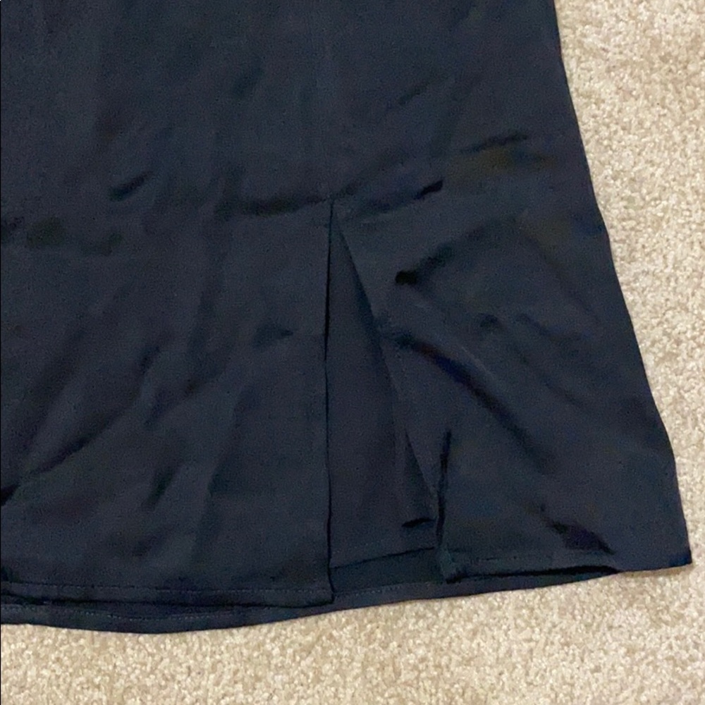 Brand new Aritzia Sunday best slip skirt size 2 - Picture 4 of 5
